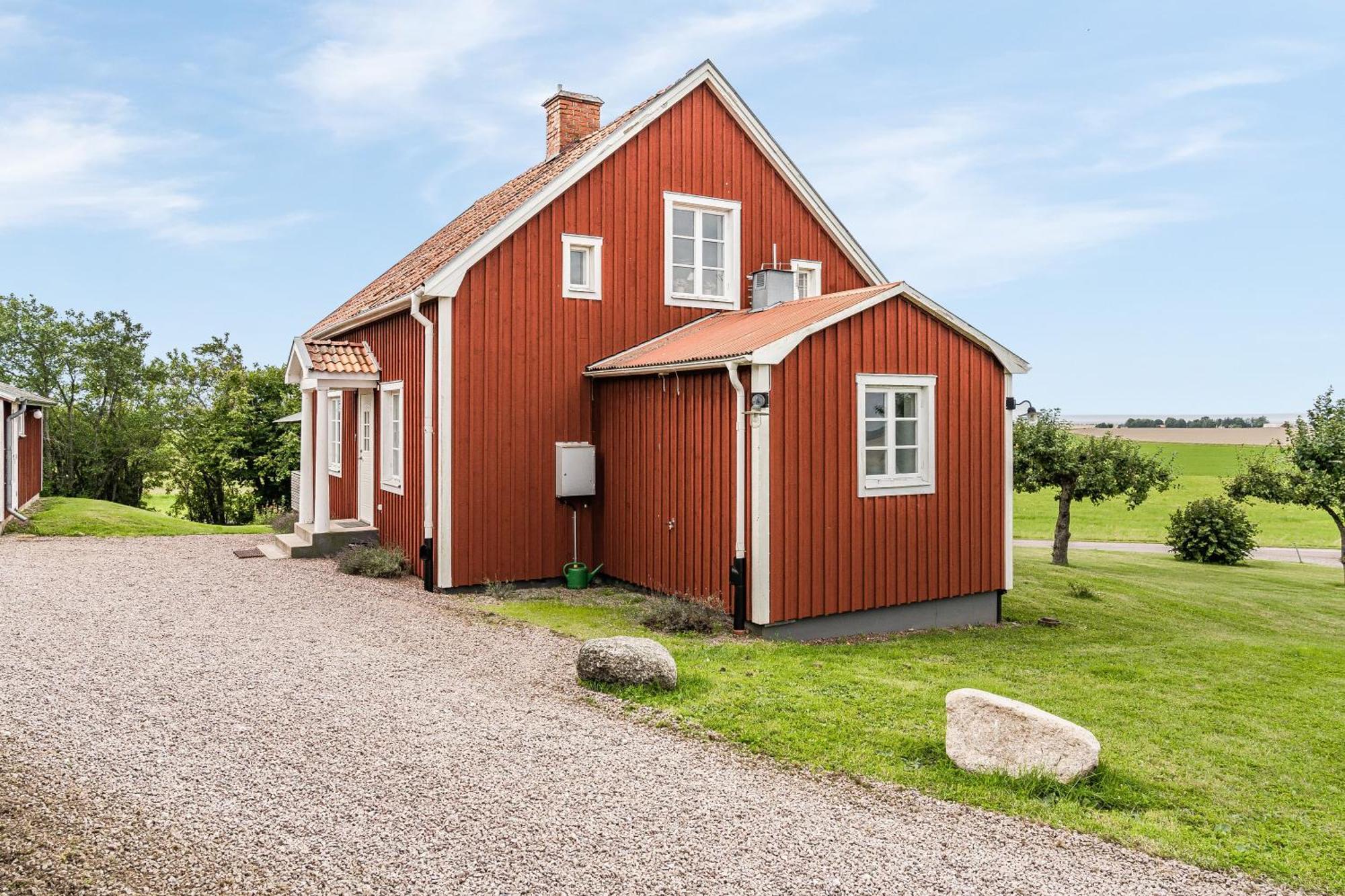Stubbet - Charming - Newly Remade Villaer *